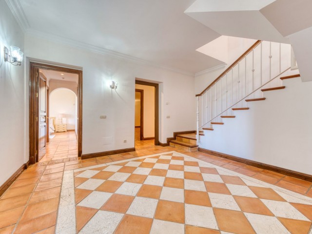 6 Makuuhuoneen Huvila La Zagaleta