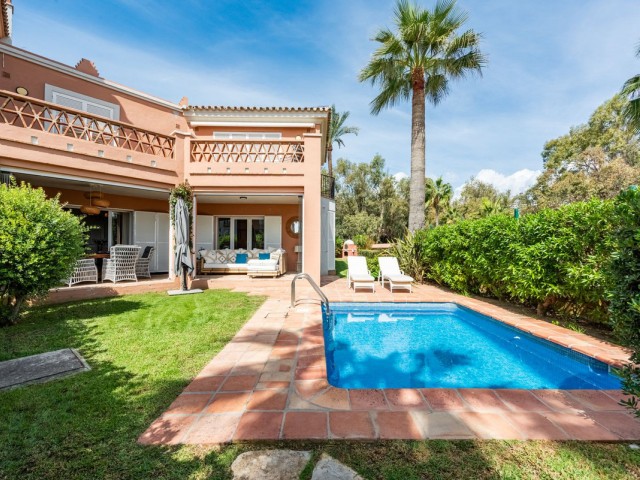 5 Schlafzimmer Villa in Casares Playa