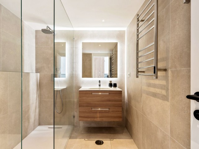 3 Makuuhuoneen Huoneisto Torremolinos