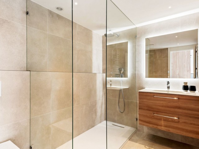 3 Makuuhuoneen Huoneisto Torremolinos