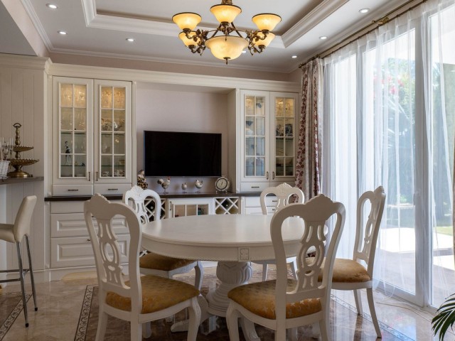 4 Bedrooms Villa in El Rosario