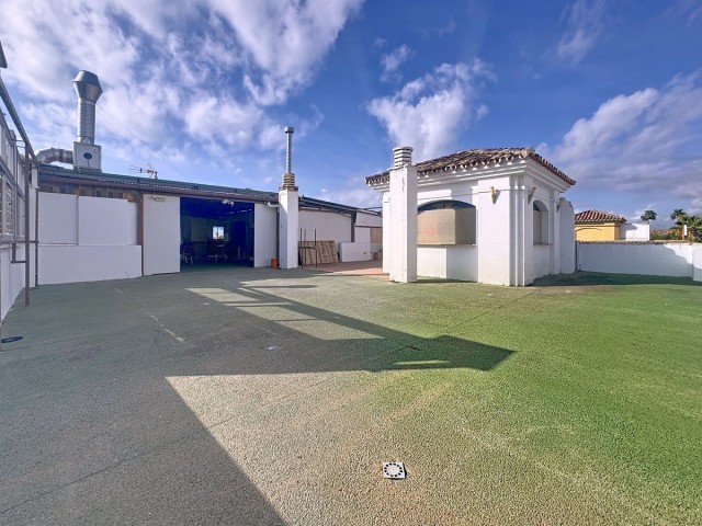 Comercial, Diana Park, R5181073