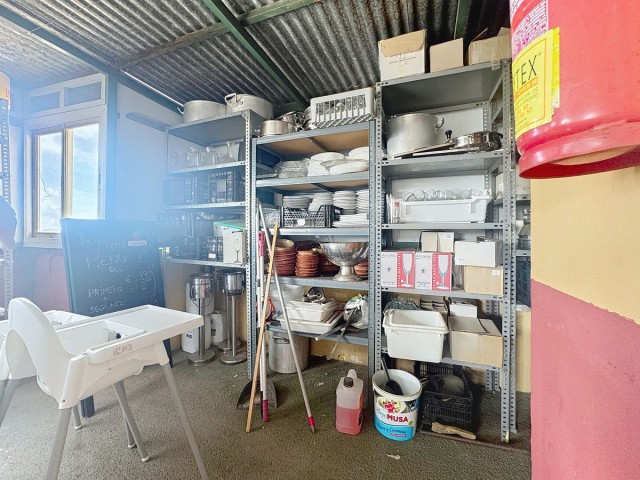 Commercial avec 0 Chambres  à Diana Park