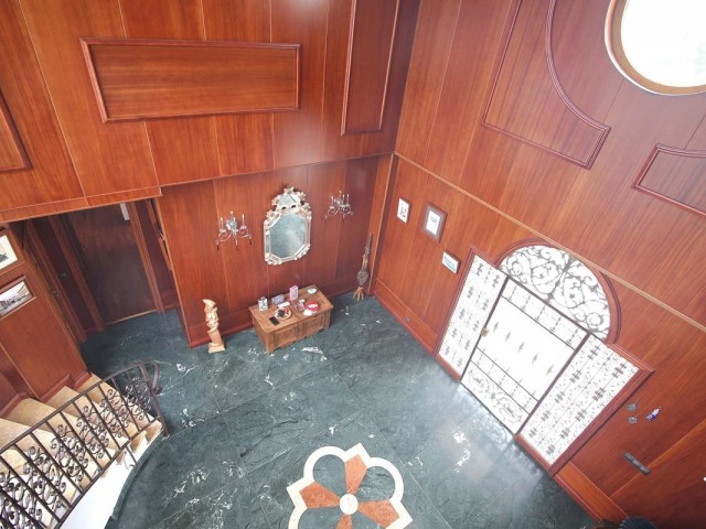 6 Bedrooms Villa in Benalmadena