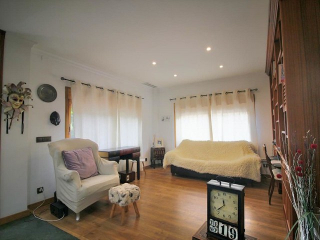 6 Bedrooms Villa in Benalmadena