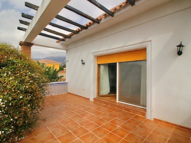 6 Bedrooms Villa in Benalmadena
