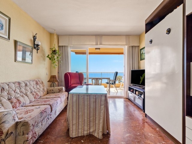 2 Bedrooms Apartment in Los Boliches