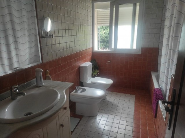 4 Bedrooms Apartment in Málaga