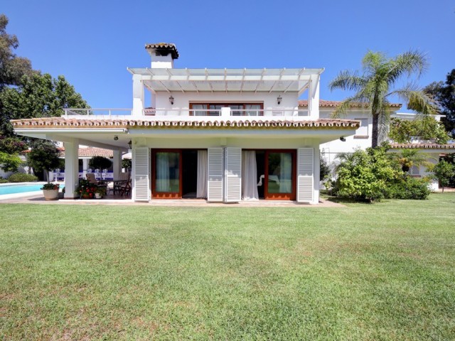 5 Bedrooms Villa in Costalita