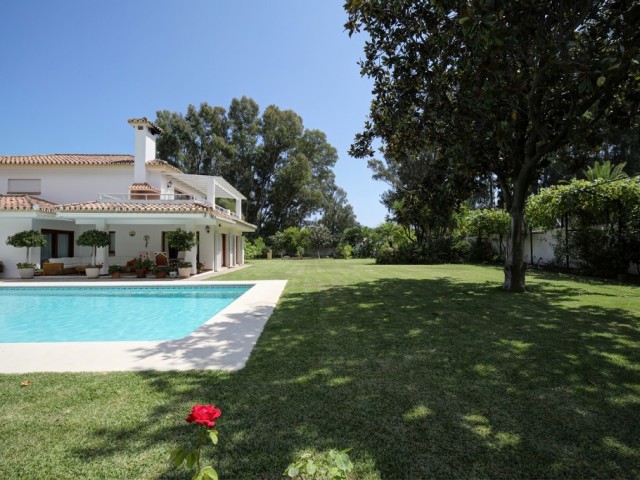 5 Bedrooms Villa in Costalita