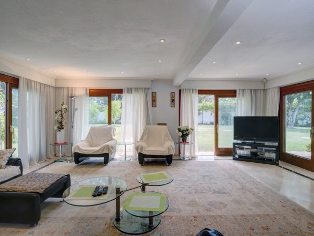 5 Bedrooms Villa in Costalita