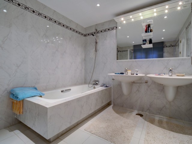 5 Bedrooms Villa in Costalita