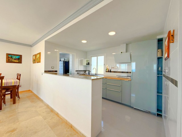 Penthouse in Casares Playa