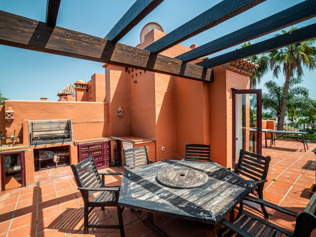 5 Slaapkamer Rijtjeshuis in Marbella