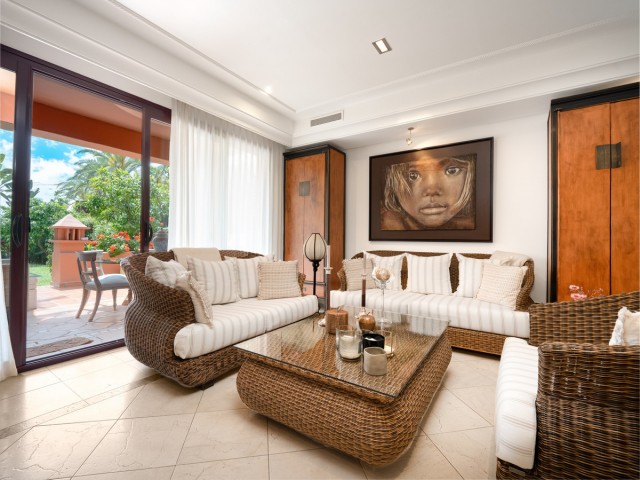 5 Slaapkamer Rijtjeshuis in Marbella