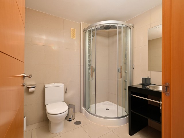 3 Soveroms Rekkehus i Estepona