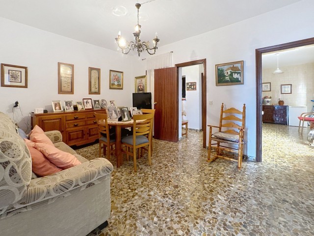 5 Makuuhuoneen Rivitalo Estepona