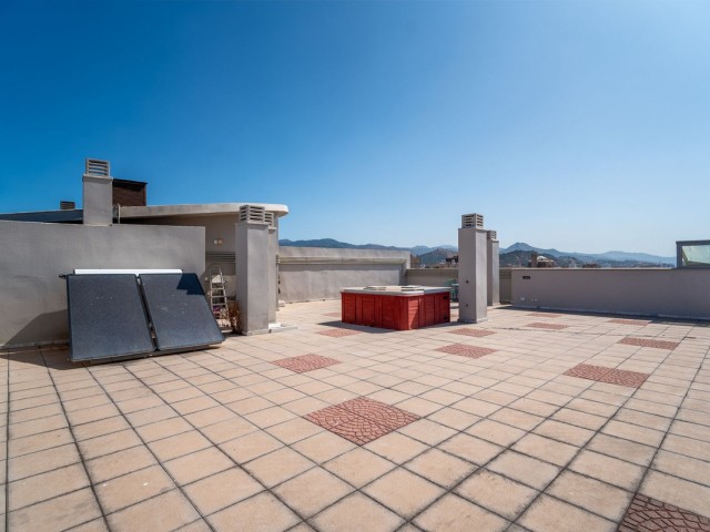 Kattohuoneisto Málaga