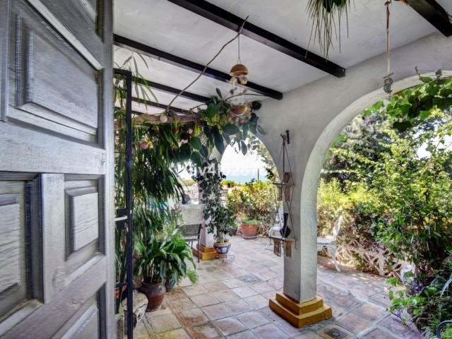 5 Bedrooms Villa in Benalmadena Pueblo