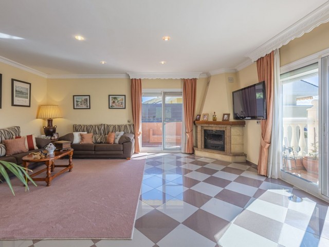 4 Bedrooms Villa in San Pedro de Alcántara