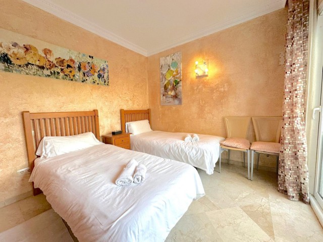 Appartement avec 3 Chambres  à Costalita