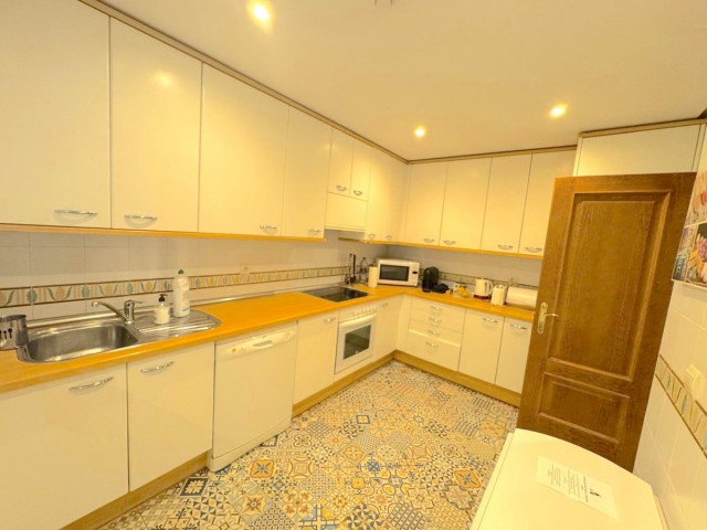 3 Makuuhuoneen Huoneisto Costalita