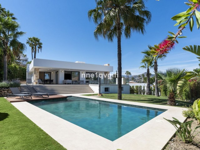 4 Bedrooms Villa in Guadalmina Alta