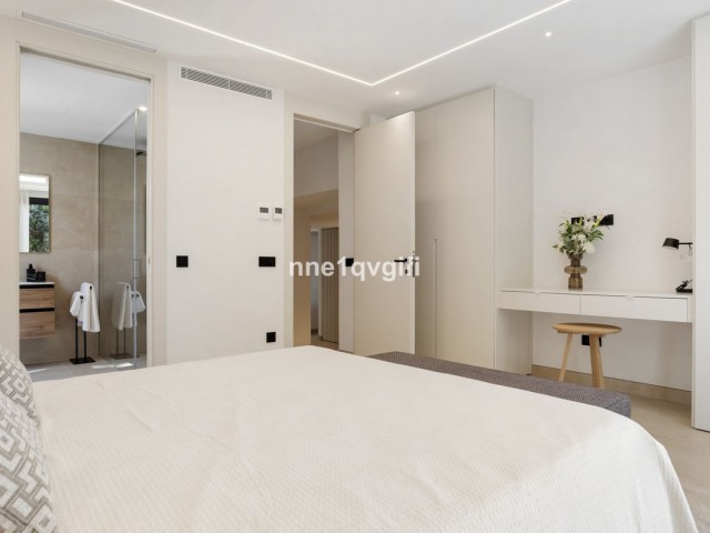 Villa con 4 Dormitorios  en Guadalmina Alta