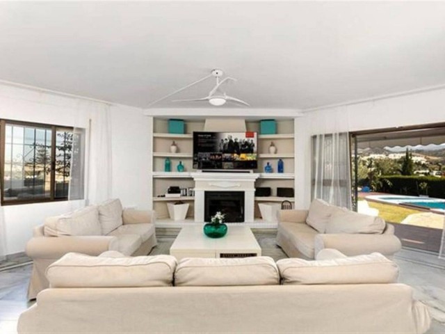 6 Soveroms Villa i Nueva Andalucía