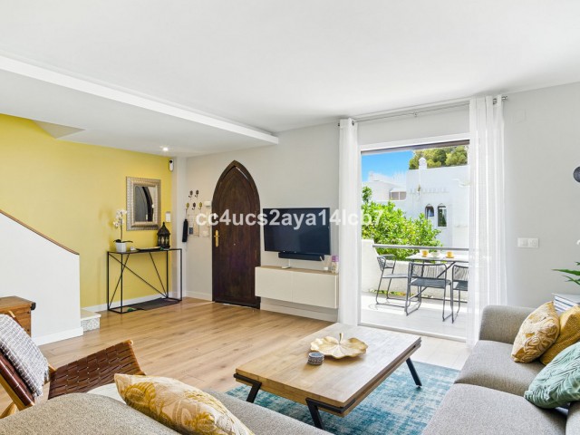 3 Bedrooms Townhouse in Nueva Andalucía