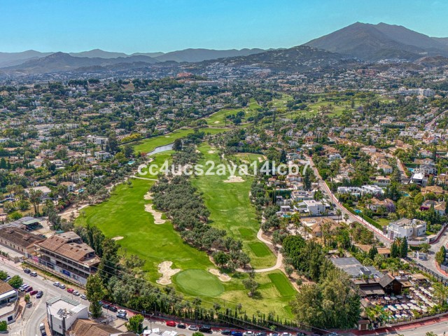 3 Sovrums Radhus i Nueva Andalucía