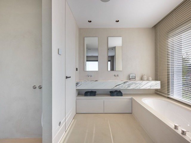 3 Bedrooms Apartment in Benahavís