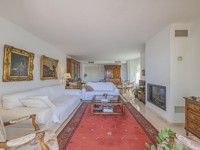 4 Soveroms Rekkehus i Nueva Andalucía