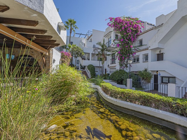 4 Soveroms Rekkehus i Nueva Andalucía