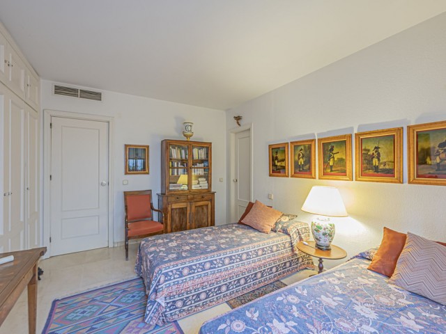 4 Soveroms Rekkehus i Nueva Andalucía