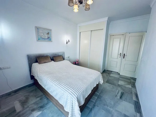 5 Bedrooms Townhouse in Riviera del Sol