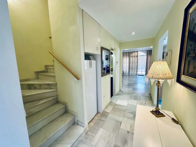 Townhouse, Riviera del Sol, R5179777