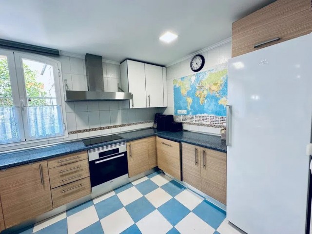 5 Bedrooms Townhouse in Riviera del Sol