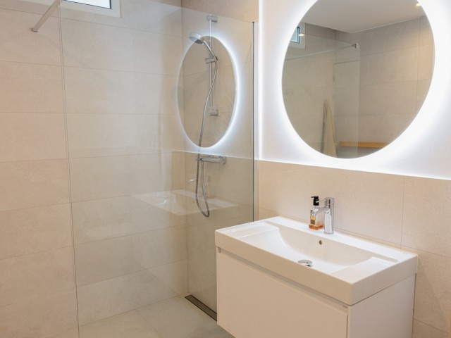 3 Soveroms Rekkehus i Nueva Andalucía