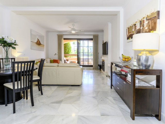 Appartement, Hacienda del Sol, R5182555