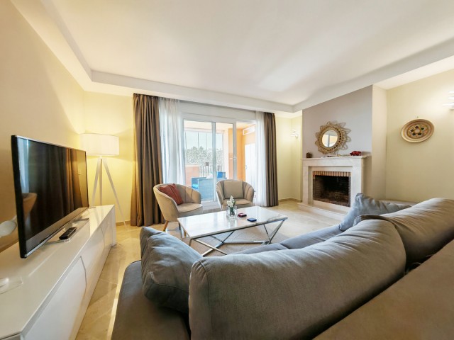 Townhouse, Cabopino, R5182615