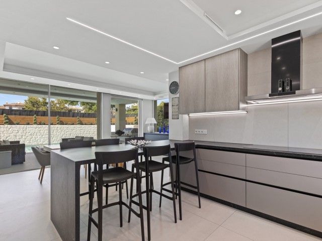 5 Slaapkamer Villa in Guadalmina Alta