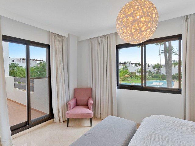 4 Bedrooms Townhouse in San Pedro de Alcántara