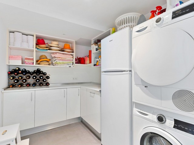 4 Bedrooms Townhouse in San Pedro de Alcántara