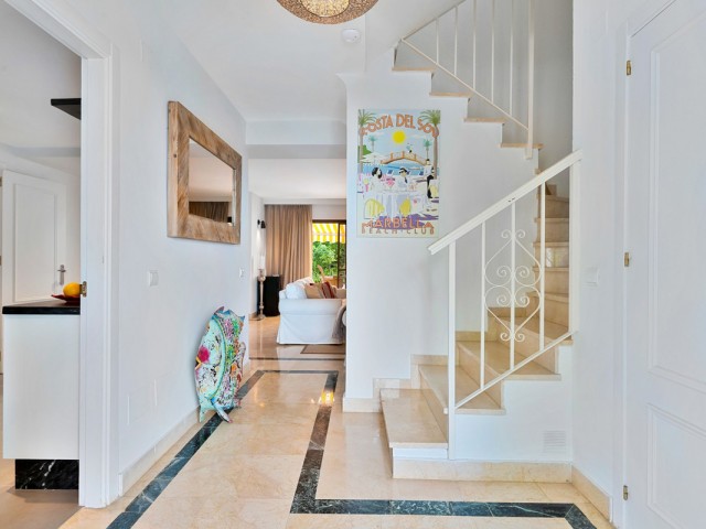 4 Bedrooms Townhouse in San Pedro de Alcántara