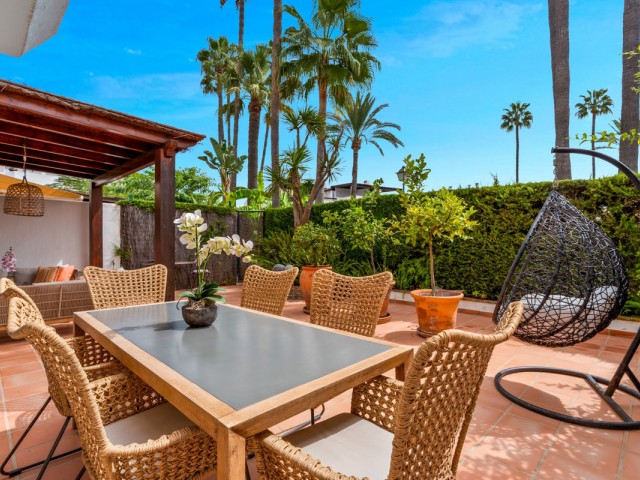 4 Bedrooms Townhouse in San Pedro de Alcántara