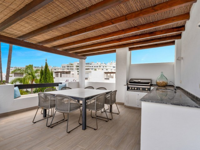 4 Bedrooms Townhouse in San Pedro de Alcántara