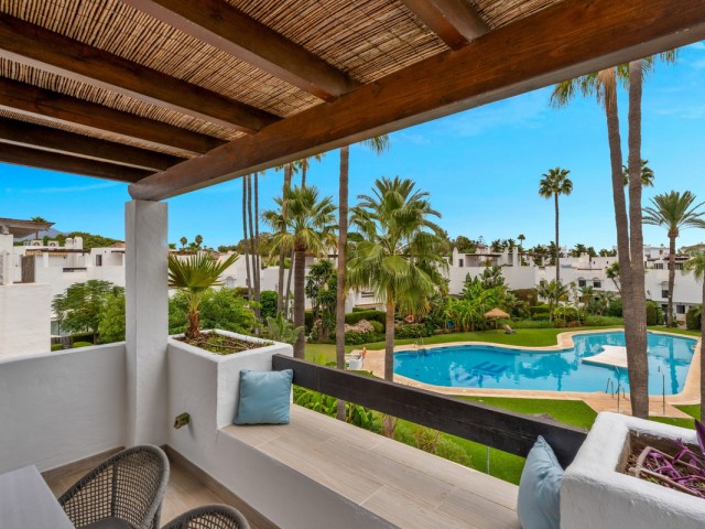 4 Bedrooms Townhouse in San Pedro de Alcántara