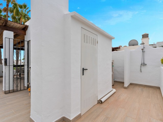 4 Bedrooms Townhouse in San Pedro de Alcántara