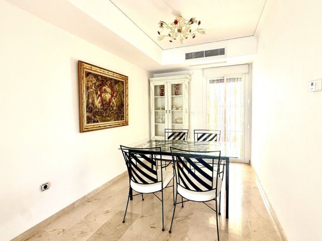 3 Bedrooms Townhouse in Marbella